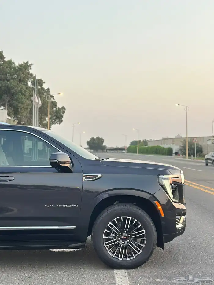 جي ام سي يوكن 2025 اليفيشن بانوراما شبه جديد 8