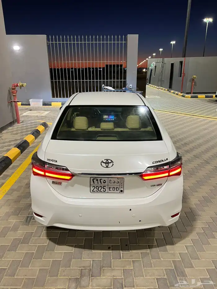 كورولا 2018 نص فل سعودي للبيع 0