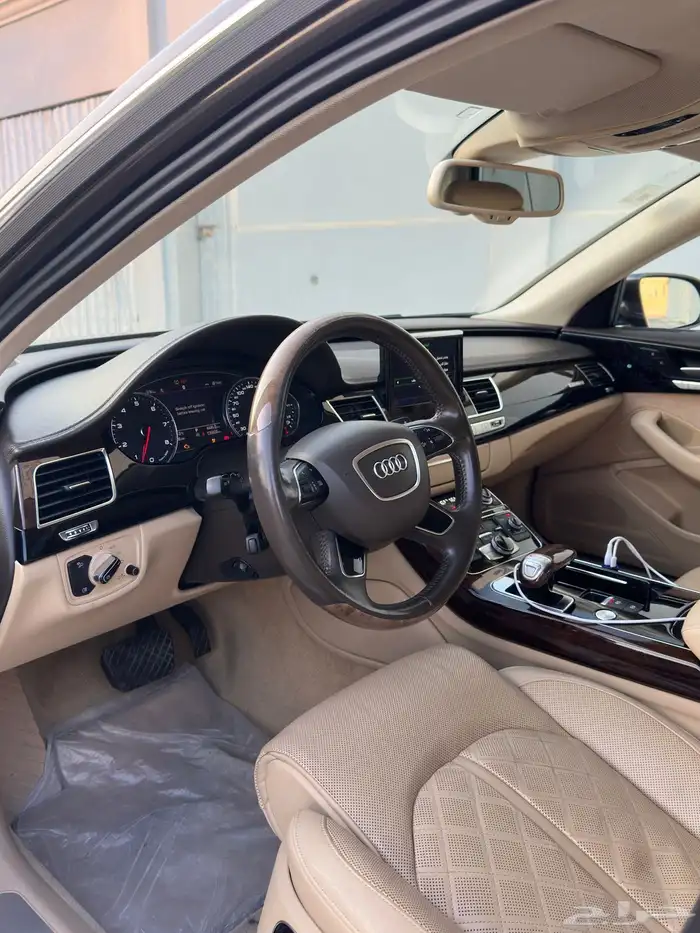 Audi A8 2015 7