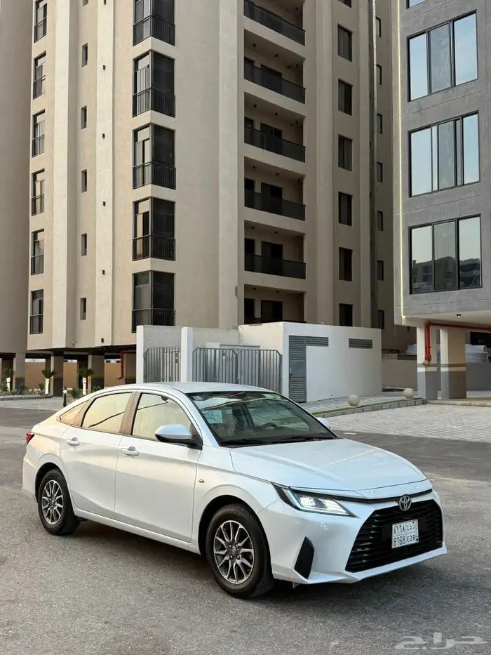 تويوتا يارس 2023 0