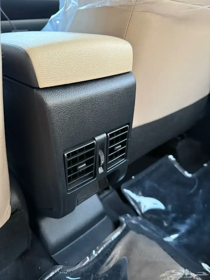 تويوتا يارس 2023 13