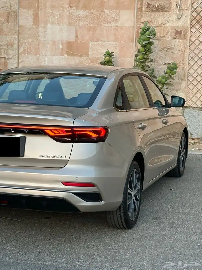 جيلي امجراند 7 فل موديل 2023 السعر 29000 الف 2