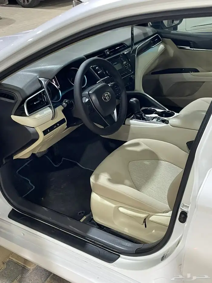 تويوتا كامري ستاندر هايبرد موديل 2018 سعودي 5