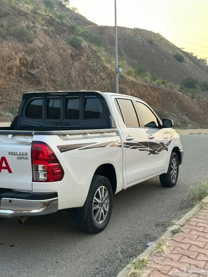 هايلوكس 2022 GLX2 فل كامل بنزين سعودي وكاله 3