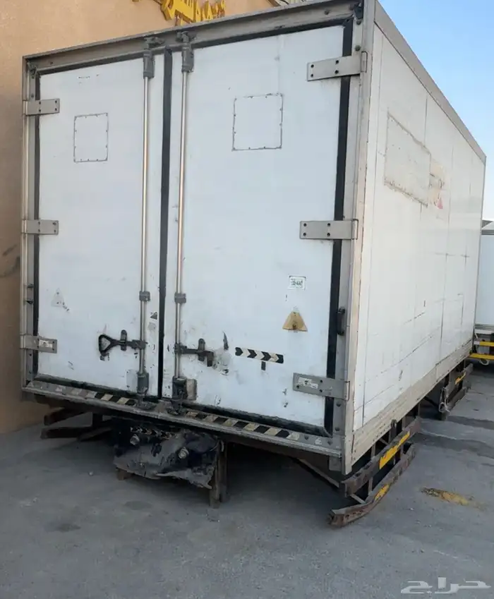 للبيع صندوق دينا حافظة 0