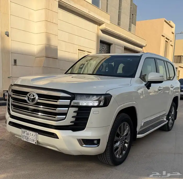 لاند كروزر 2023 رقم 3 3