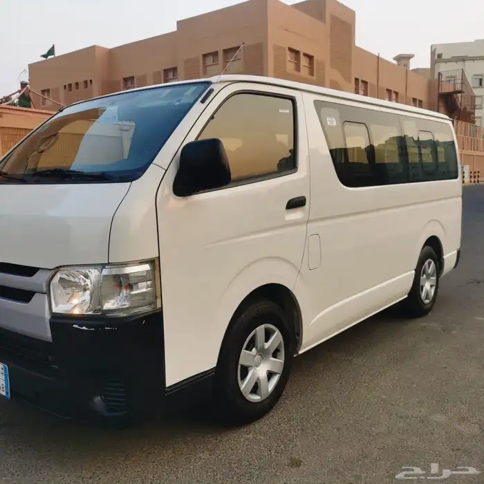 تويوتا باص 2014 مخزن 5