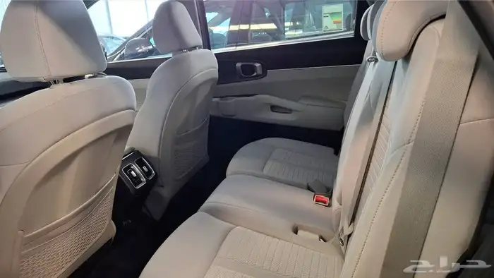 كيا سيرينتو 2024 LX مستعملة مفحوصة مضمونة مصينة 4