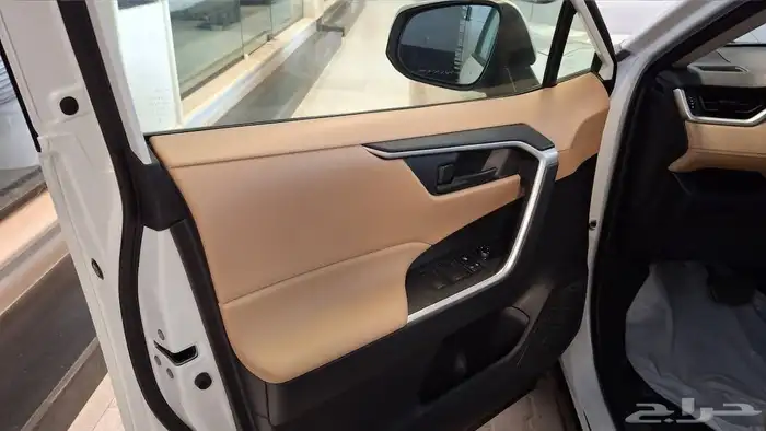 تويوتا راف فور 2023 LE مستعملة مفحوصة مضمونة مصينة 7