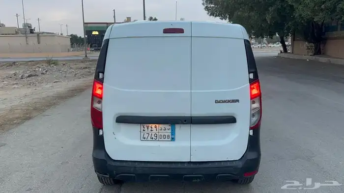 رينو دوكر 2018 نظيف حدآ 4