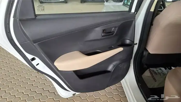 تويوتا يارس 2023 Y مستعمله مفحوصه مضمونه مصينه 6