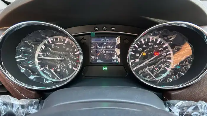 جاك غمارتين T8 ديزل دبل 2025 لدى شركة الخضر للسيارات 12