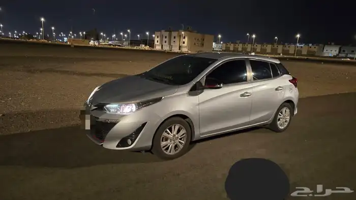 يارس هاتشباك لون فضي 2020 ماشيه 106 كيلو نظيفة جدا 0