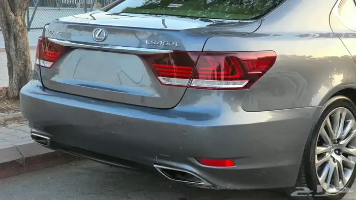 لكزس LS460 2013 28
