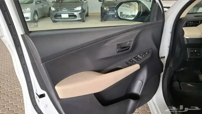 تويوتا يارس 2023 Y مستعمله مفحوصه مضمونه مصينه 5