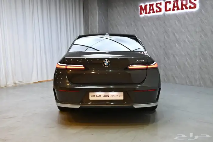 بى ام دبليو 735i-2024 سعودى 3