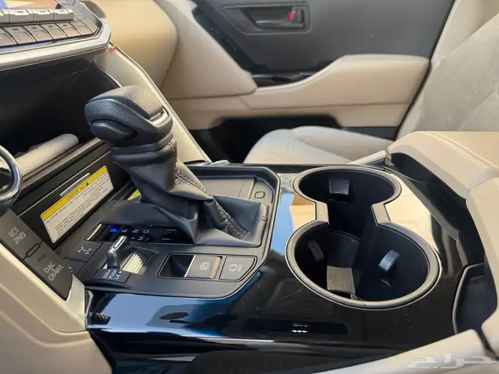 لاند كروزر 2023 رقم 3 6