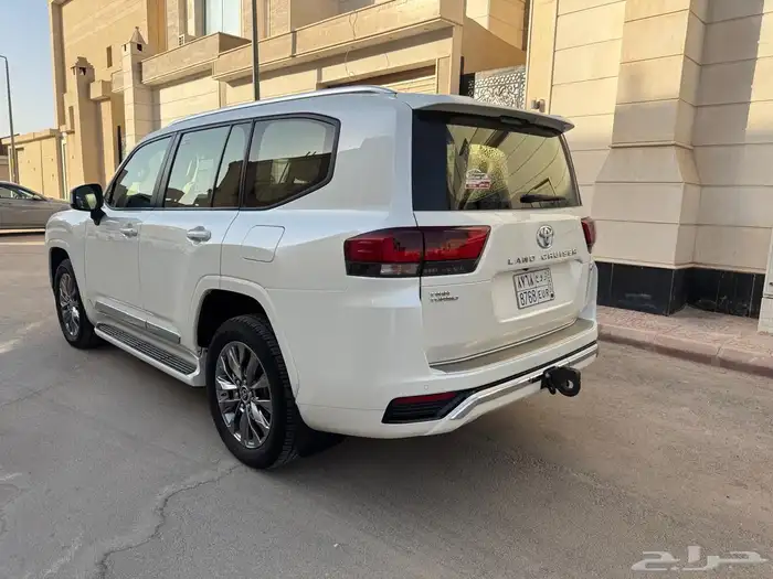 لاند كروزر 2023 رقم 3 2