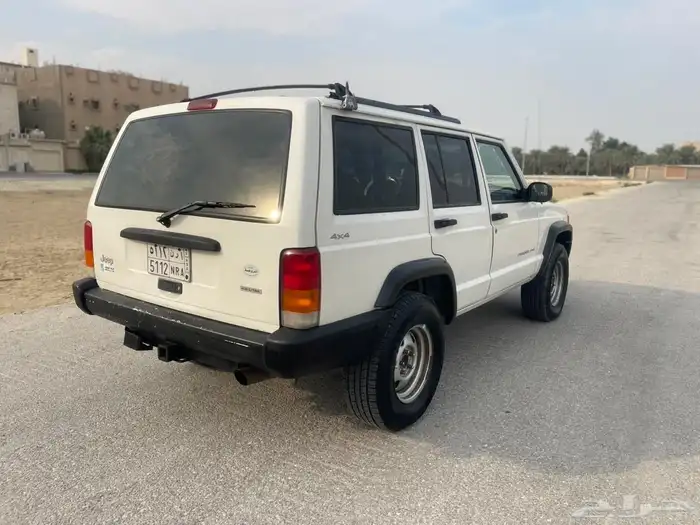 جيب شروكي مديل 2001 1