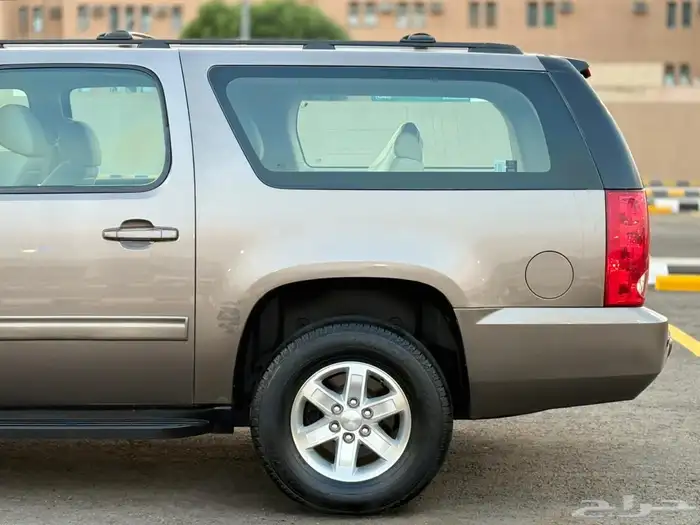 يوكن 2011 طويل نظيف جدا للبيع 9