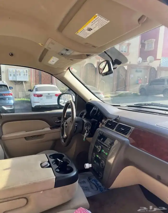 للبيع يوكن 2011 -SLE 4