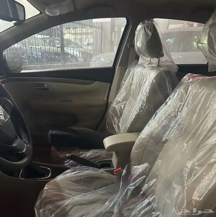 سوزوكي سياز GLX فل كامل موديل 2025 9