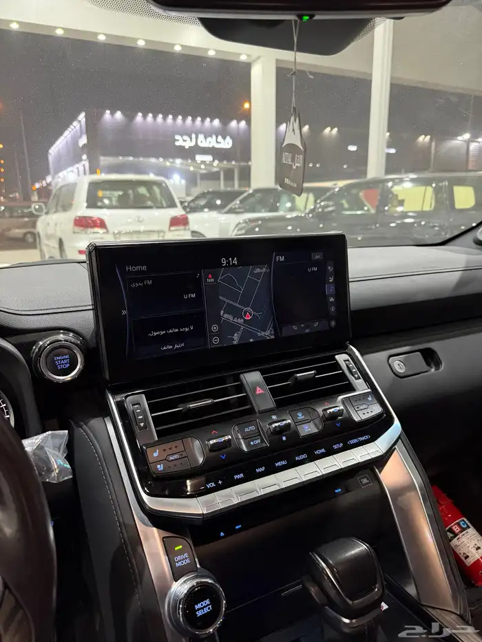 تويوتا لاندكروزر فكسار 2023 عداد 64 الف فقط وكالة 27