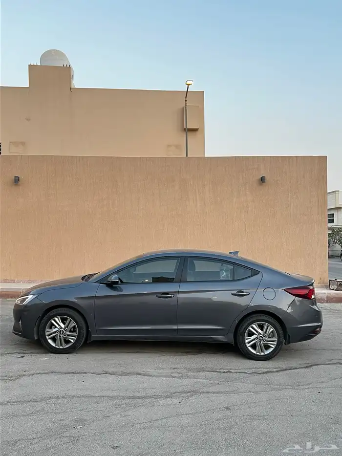 الانترا على الشرط من الصدام لصدام للبيع 3