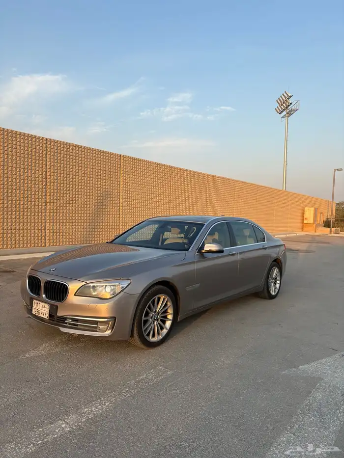بي ام دبليو 730li 6