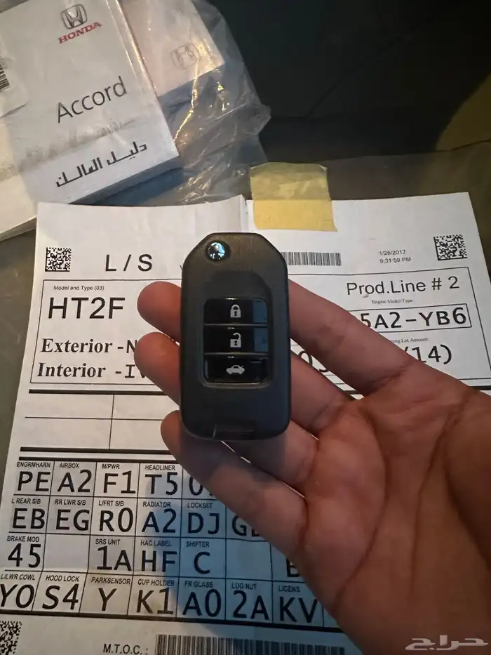 للبيع هوندا اكورد 2017 ستاندر اسود 31