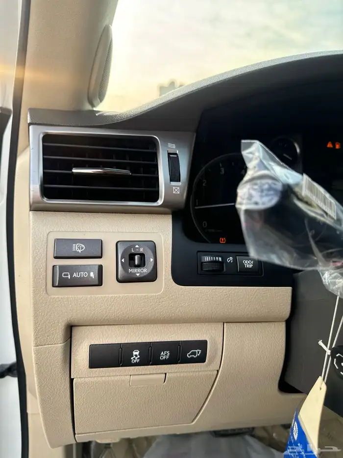 لكزس 570 LX فل كامل 24