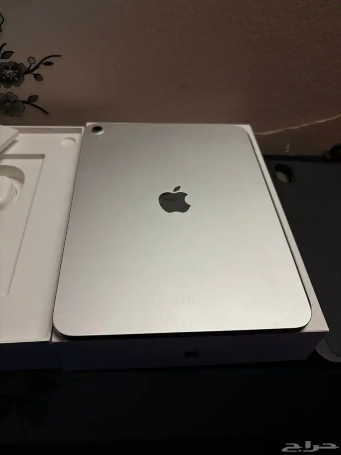 ايباد الجيل 11 A16 مع قلم دورات الشحن 10 . 7