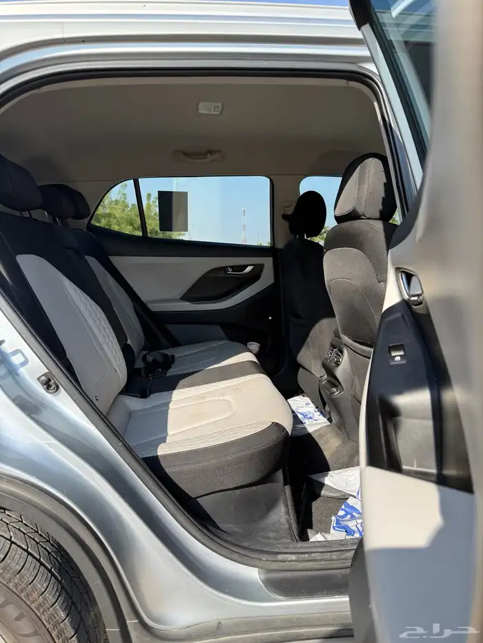 كريتا نظييف جدا ممشى قليل 40