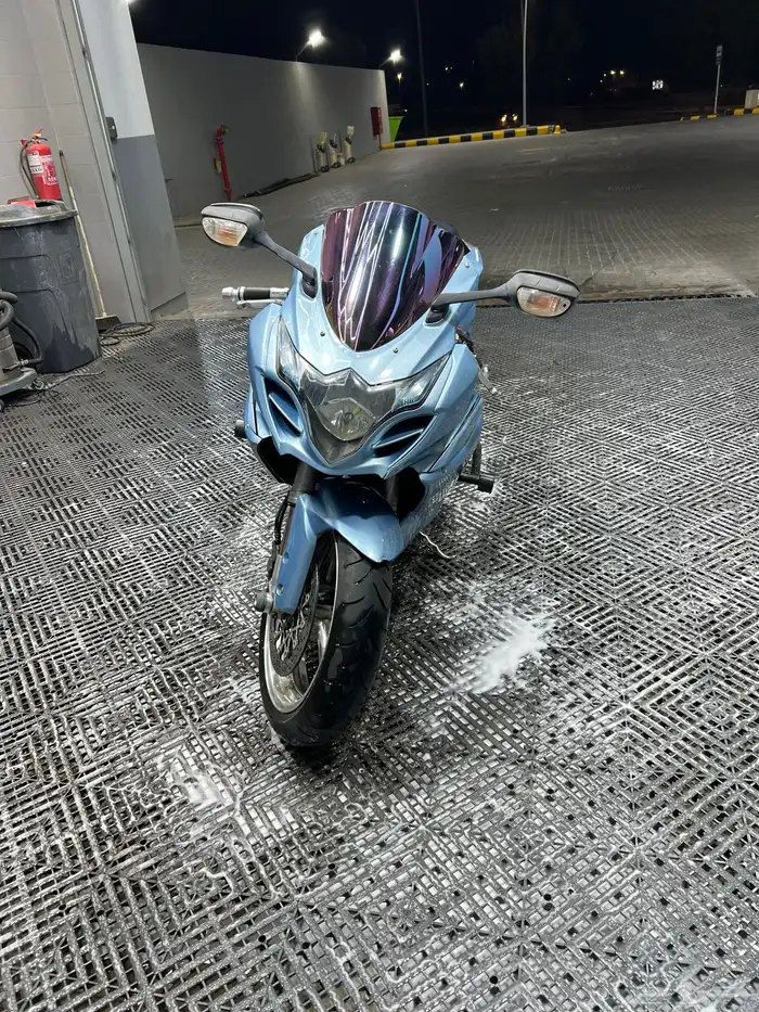 دباب ريس سزوكي مقاس 1000 2