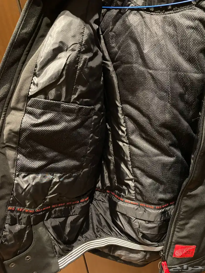 للبيع جاكيت جكيت ارامكو ريد وينق جديد 1