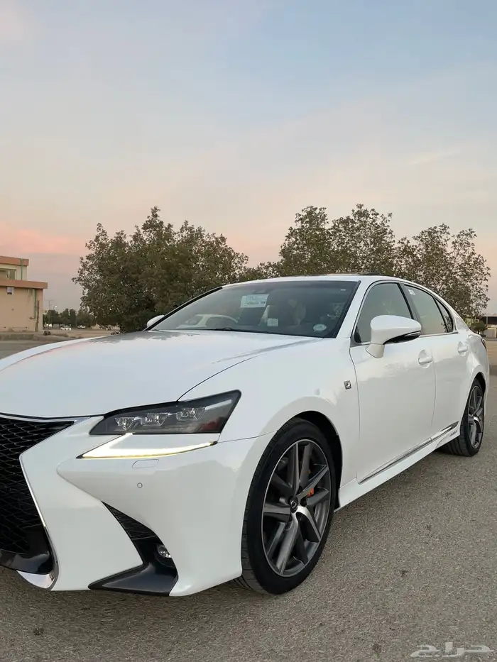 للبيع لكزس GSموديل 2019 6