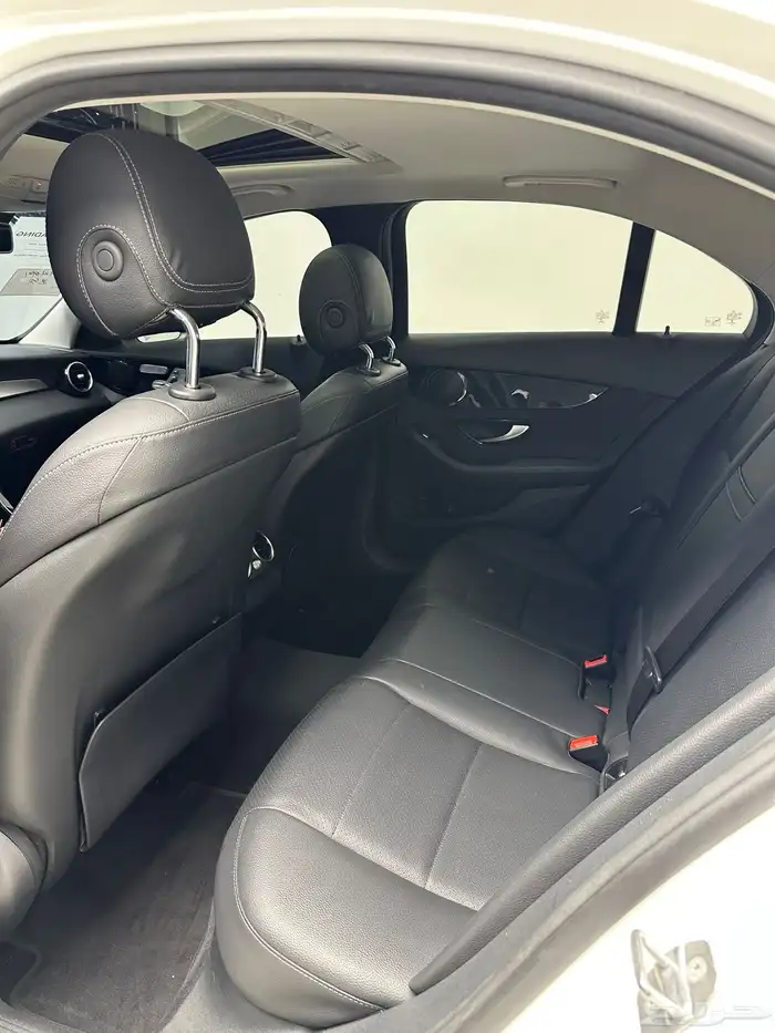 مرسيدس C200 نظيف جدا 2020 5