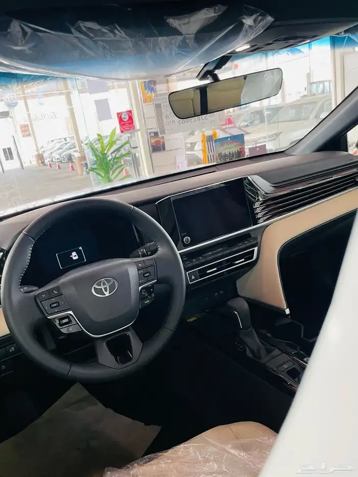 تويوتا كامري بنزين - LE - 2025 - تيتانيوم 11