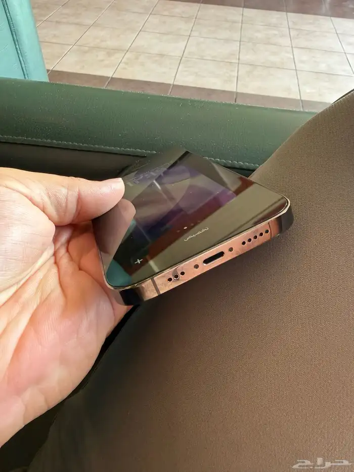 ايفون 13 برو اسود 6