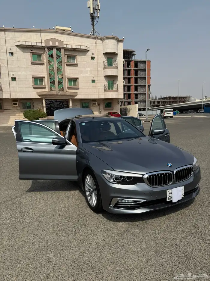 بي ام 530 فل 2017 ماشي 126 الف كيلو قمه في النظافه 15