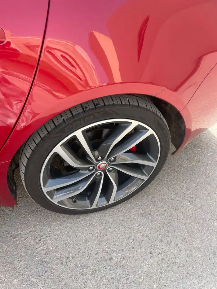 جاكور XF سوبر شارج مخزن 2016 نظيف 17