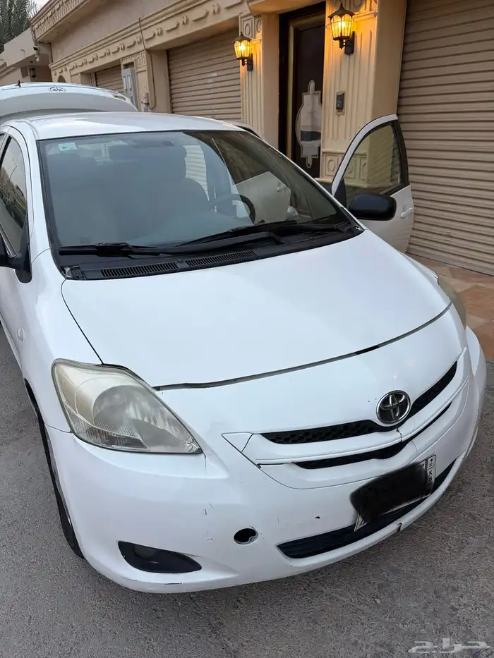 يارس أبيض 2008 ممشى 327 ألف 0