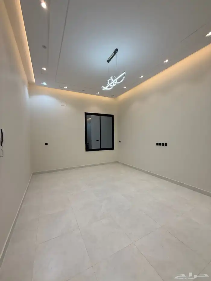 للبيع شقق ارضيه ببايكة سيارة وشقق علويه بملحق ابها ح الزهور 27