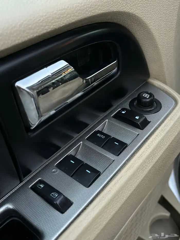 فورد اكسبديشن 2016 قصير سعودي بدون دبل 19