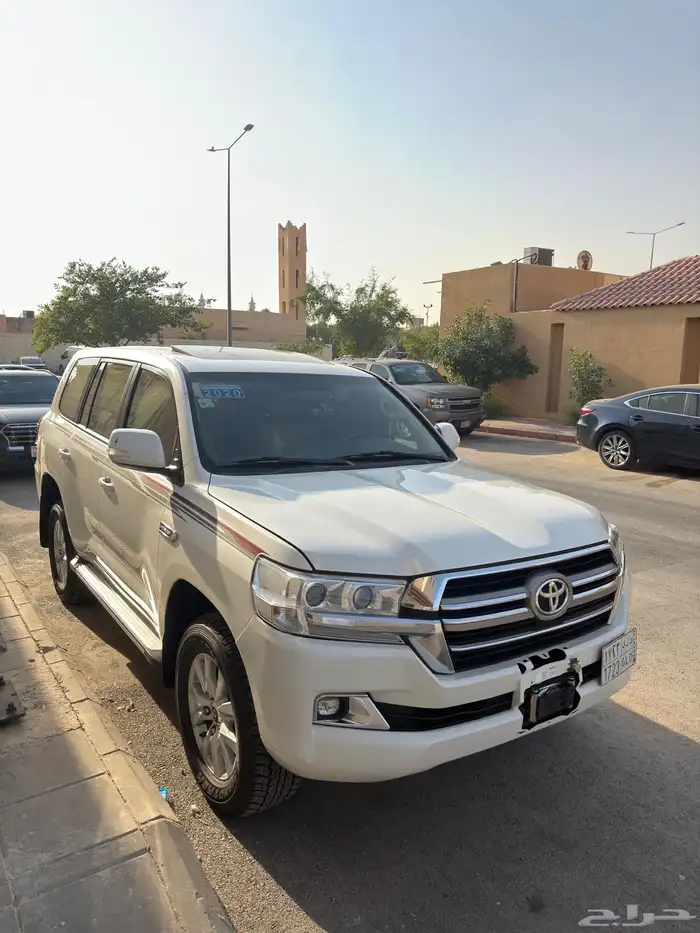 لاندكروزر ديزل 2020 0