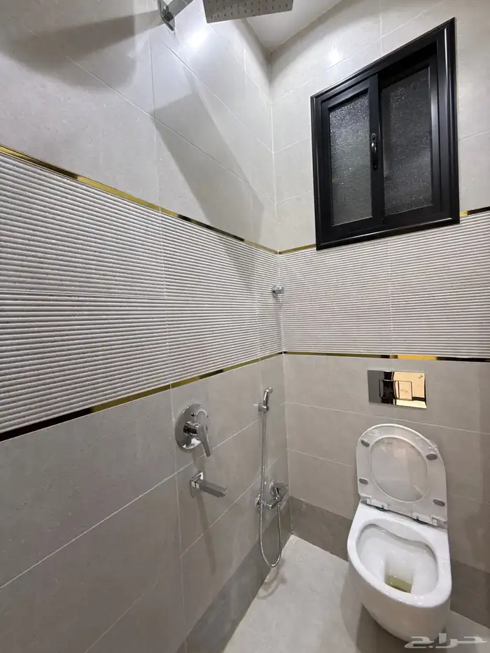 شقه ارضيه 6 غرف بمداخل مستقله قرب ممشي الراقي-بسعر550الف 4