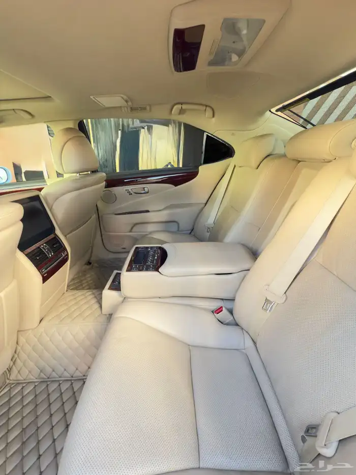 لكسز LS 460L 2010 فل كامل مخزن 8