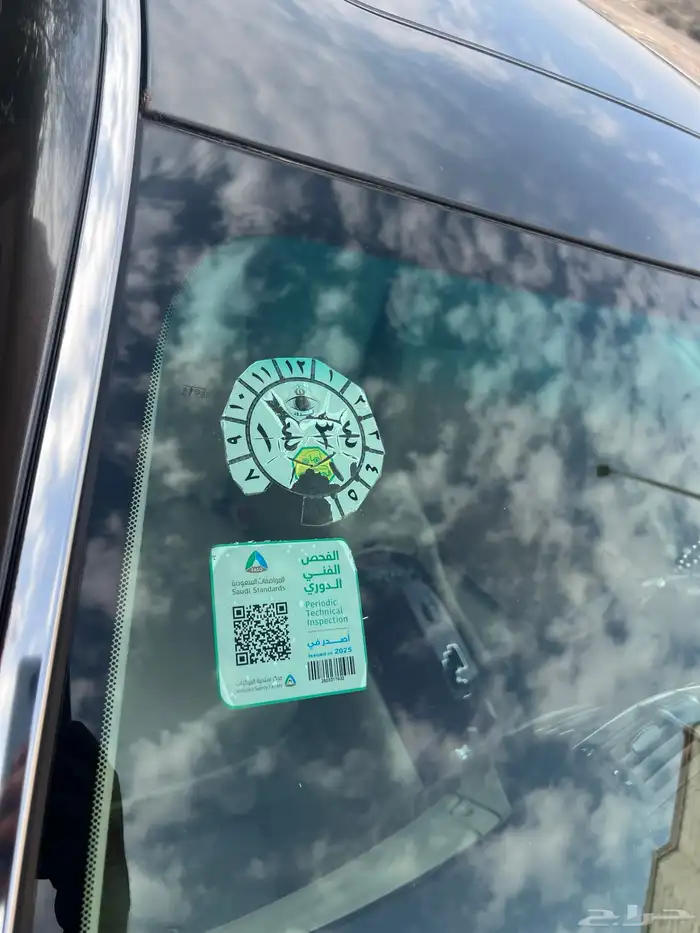 للبيع او البدل لكزس LS460L. مخزن ممشي 54000 16