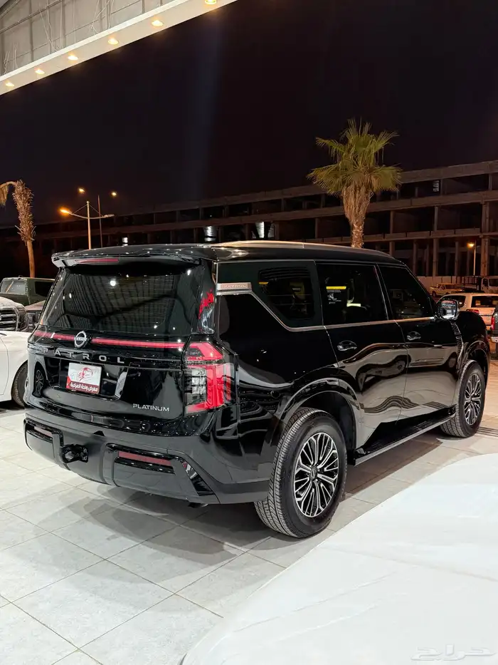 نيسان بلاتينيوم 2025 بترومين شبه جديد 3