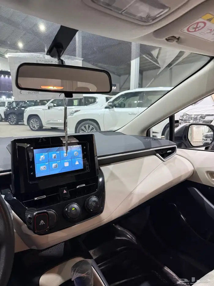 تويوتا كورولا 2024 XLE عداد 38 الف وكالة 23